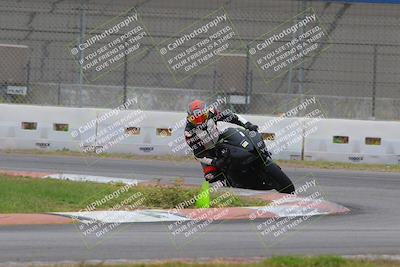 media/Oct-15-2022-Fastrack Riders (Sat) [[9a18b22502]]/Level2/Turn 9 1130am/
